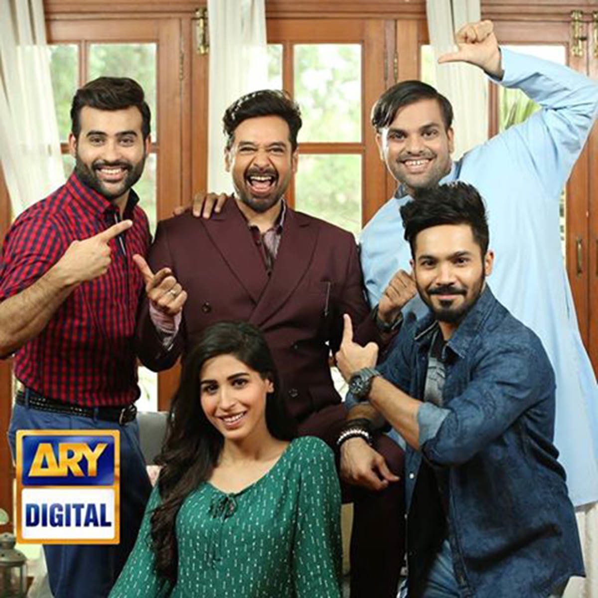 The actors pose with Faysal Quraishi who will be making guest appearances as Faizan's father in the sequel.