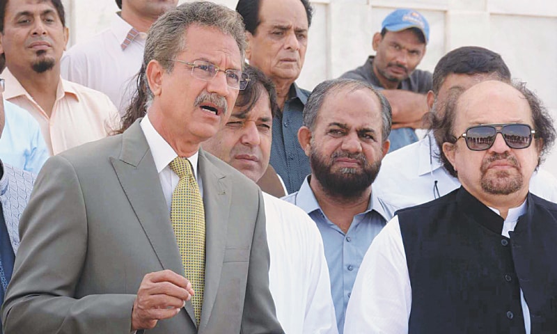 Mayor Wasim Akhtar speaks to the media on Monday.&mdash;PPI