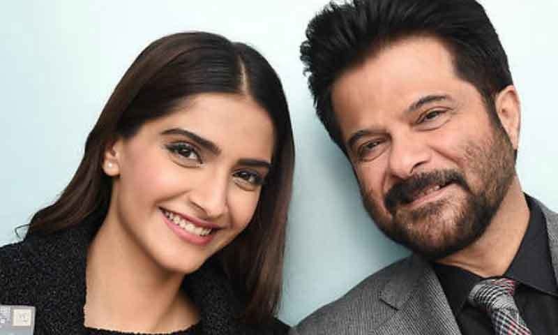 پہلی بار دونوں باپ اور بیٹی اسکرین پر ایک ساتھ نظر آئیں گے&mdash;