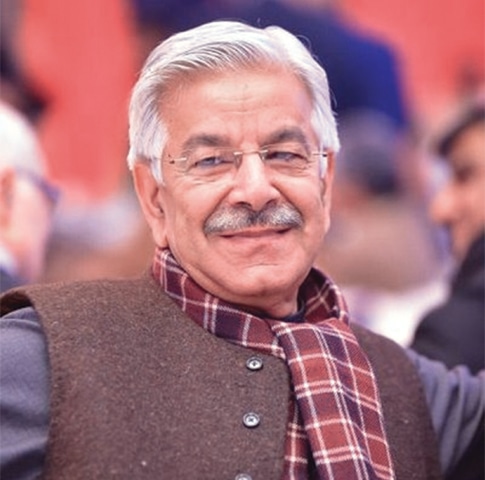 Khawaja Asif says despite spending 16 years in Afghanistan fighting the Taliban, US Secretary of State Rex Tillerson could not get out of the air base in Bagram during his visit to the country.