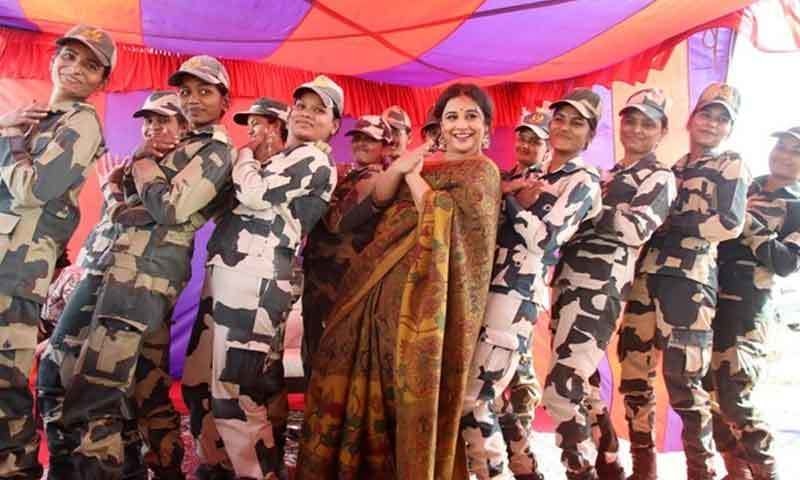 اداکارہ نے ہوا ہوائی گانے پر ڈانس بھی کیا&mdash;فوٹو: دم کھم