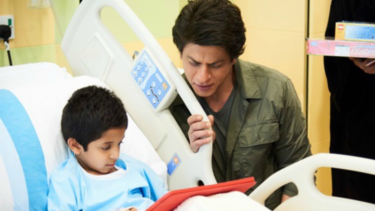 SRK bags Crystal Award for 'championing children's and women's rights in india' SRK bags Crystal Award for 'championing children's and women's rights in india'