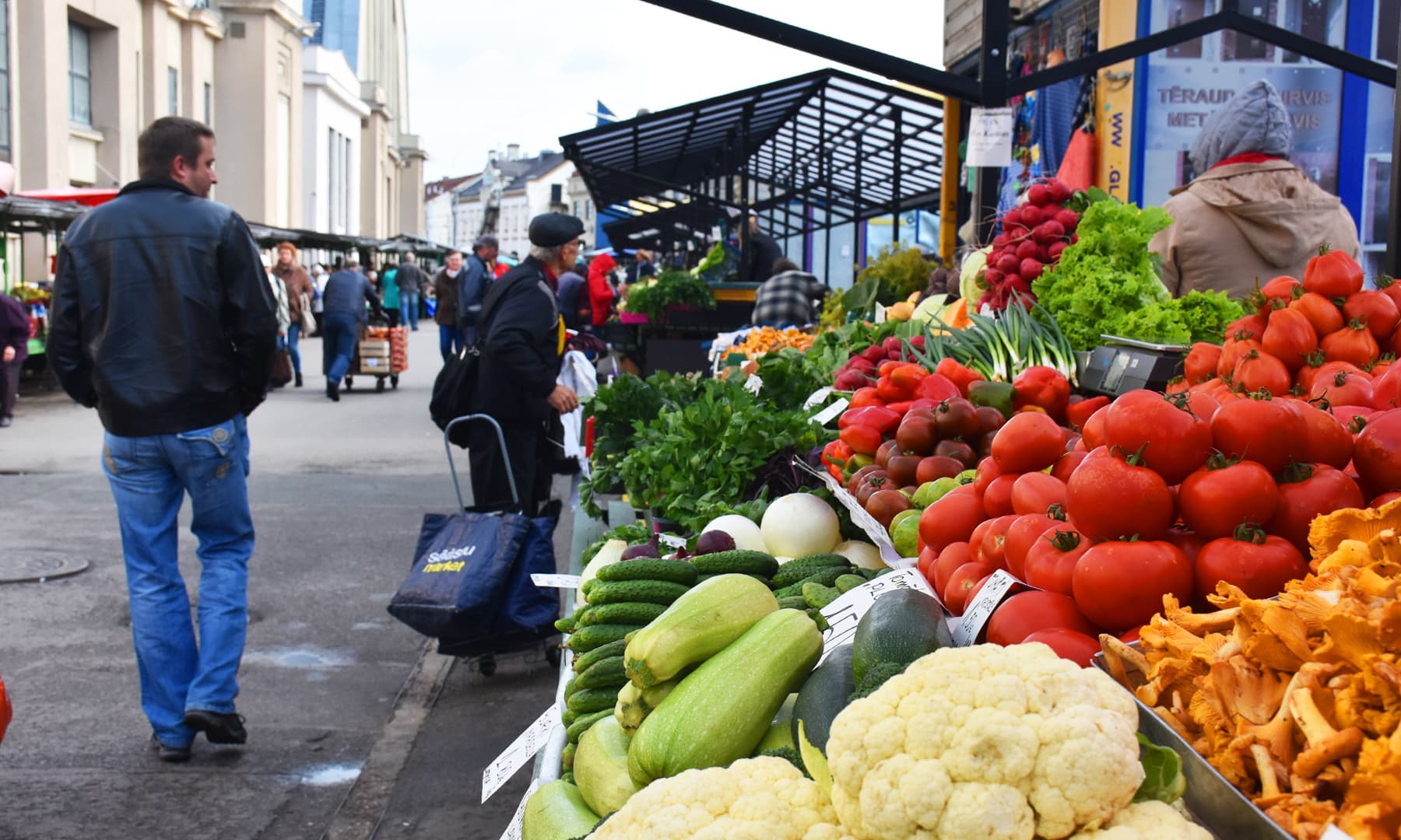 فارمر مارکیٹ&mdash;تصویر رمضان رفیق