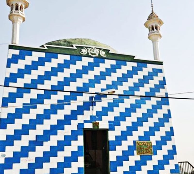 مائی ہیر کا مزار—تصویر عطا محمد تبسم