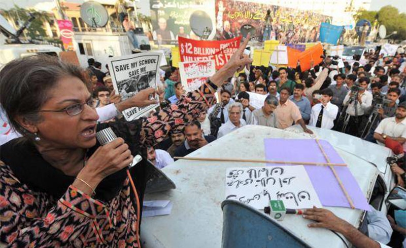 Asma Jahangir addresses a protest in Lahore on April 4, 2009, against the public flogging of a woman. — AFP/File