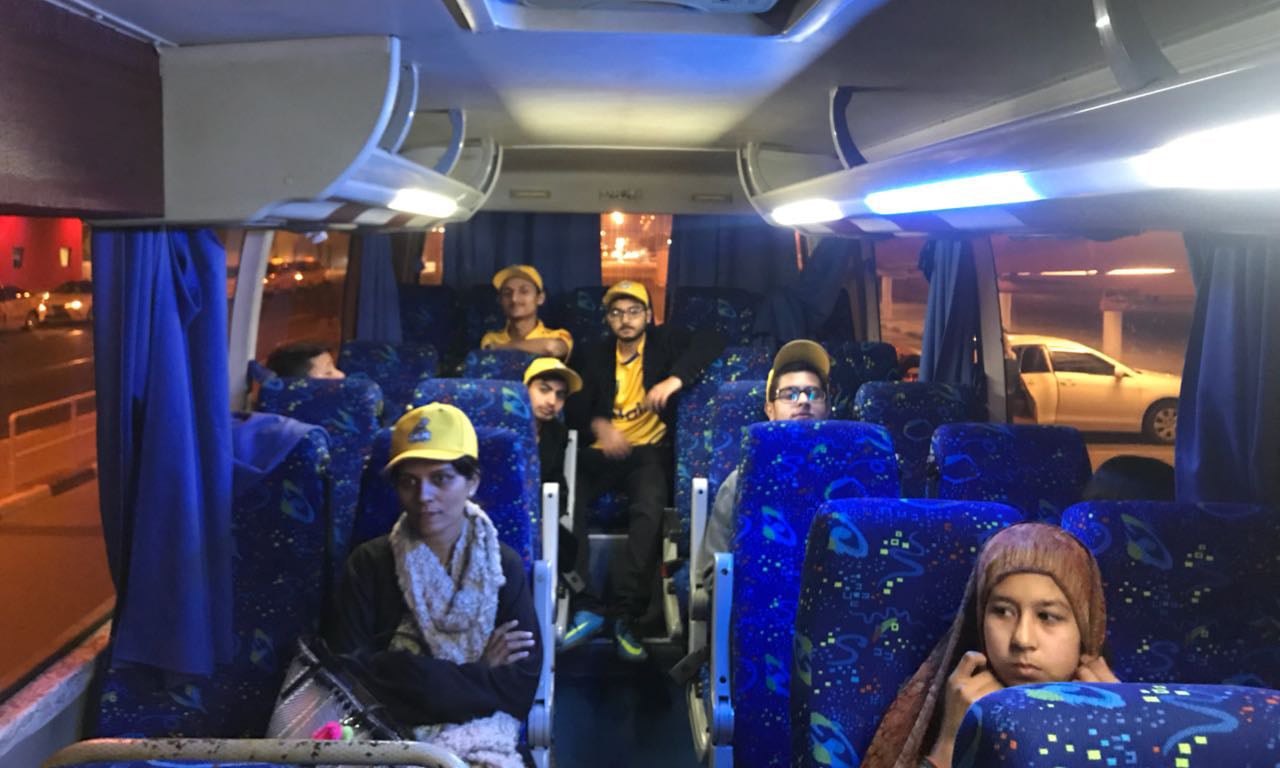 The young Zalmi fans on their way to the hotel — *DawnNews*