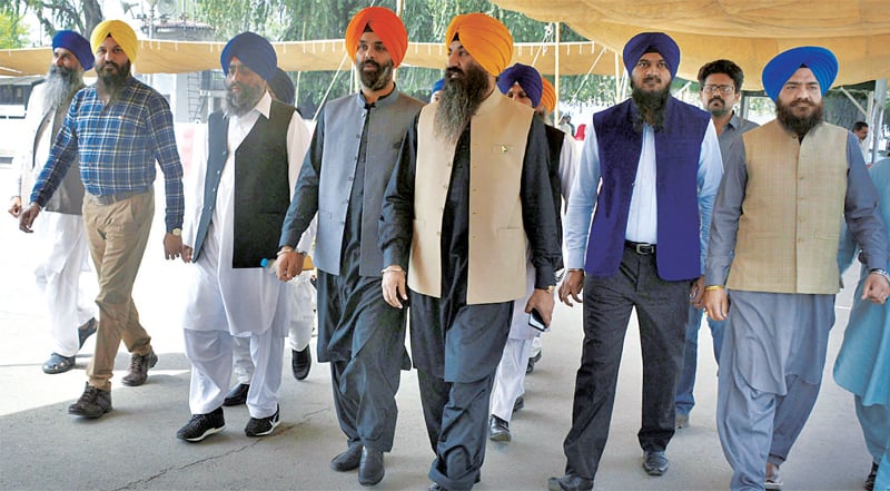 MPA Sardar Ramesh Singh Arora along with Pakistan Sikh Gurdwara Prabandhak Committee members comes to the Punjab Assembly on the occasion of passage of the Punjab Anand Karaj Bill 2017. &mdash; Online