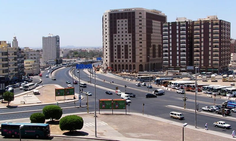 شہرِ مدینہ—تصویر عبیداللہ کیہر