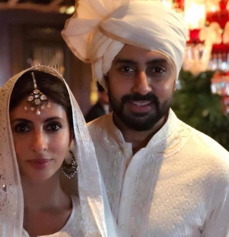 سونم کی شادی پر امیتابھ بچن کے ساتھ ساتھ ان کے بیٹے ابھیشیک بچن اور بیٹی شوریتا بچن بھی موجود تھیں &mdash;۔