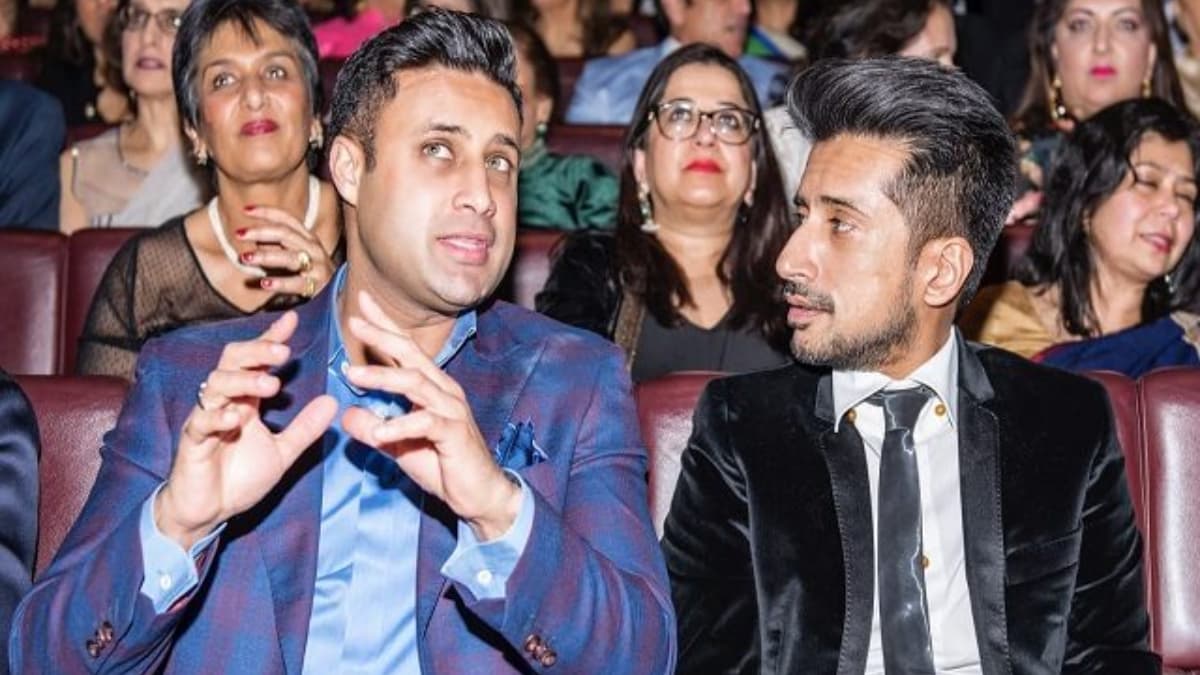 Pictured (L-R): Zulfiqar Bukhari and Asim Abbasi