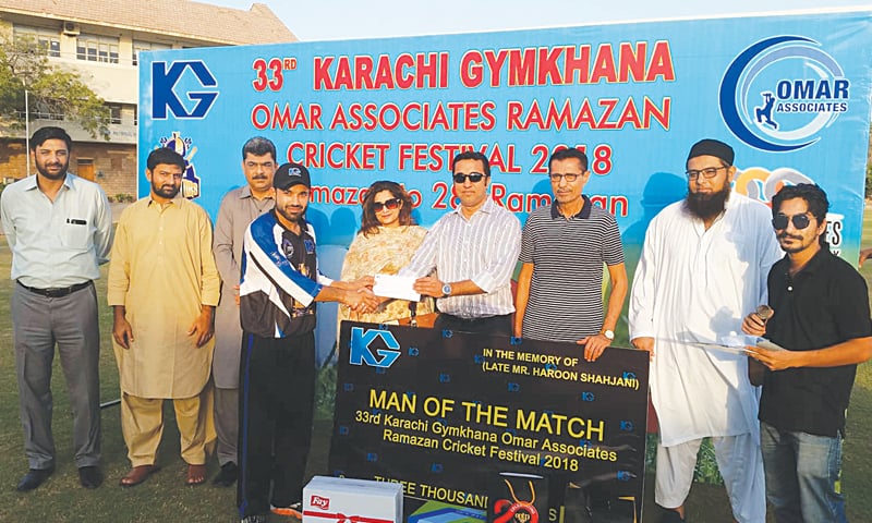 KARACHI: Chief guest Athar Ali Khan presents the man-of-the-match award to Karachi Gymkhana’s Mohammad Rizwan. KARACHI: Chief guest Athar Ali Khan presents the man-of-the-match award to Karachi Gymkhana’s Mohammad Rizwan.
