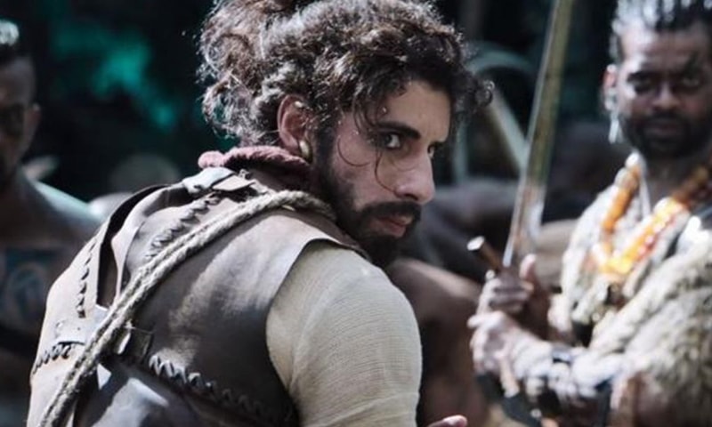 رابطہ میں بھی ان کے منفی کردار کو سراہا گیا —۔