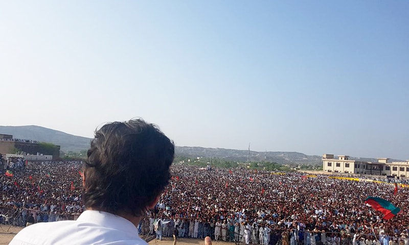 Imran Khan appreciating the "sea of people" in Karak. —Photo courtesy Imran Khan's Twitter account Imran Khan appreciating the "sea of people" in Karak. —Photo courtesy Imran Khan's Twitter account