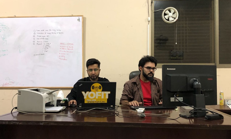 CTO Yawar (left) and CEO Abdus Samad place their best bets on gym bunnies for the success of YoFit. CTO Yawar (left) and CEO Abdus Samad place their best bets on gym bunnies for the success of YoFit.