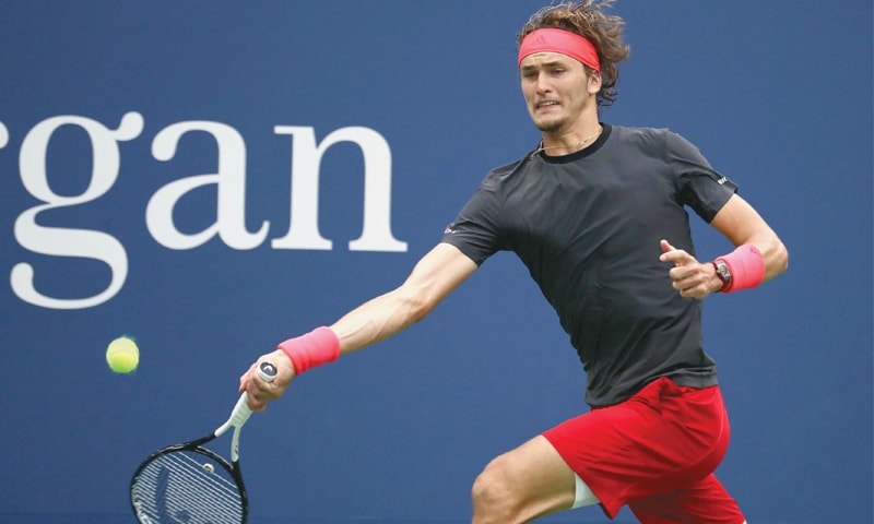 ALEXANDER Zverev of Germany returns the ball during the US Open third-round match against compatriot Philipp Kohlschreiber.—AFP