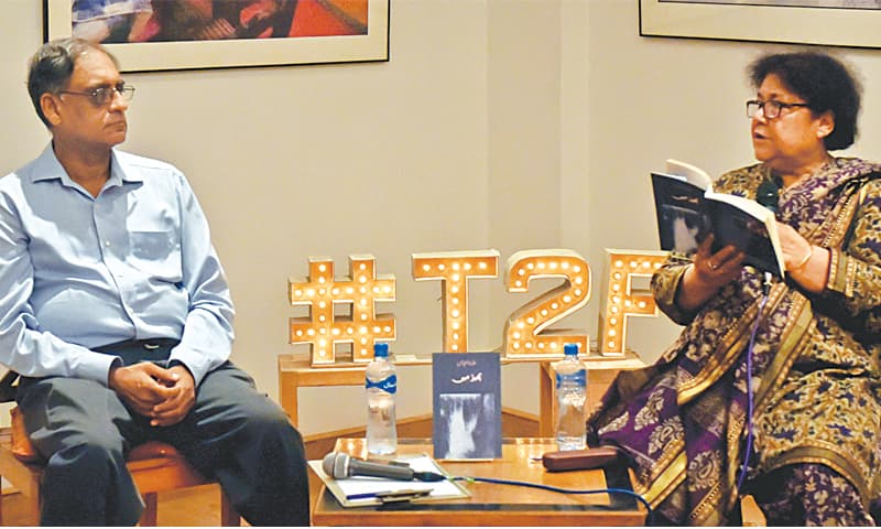 AZRA Abbas in conversation with Asif Farrukhi on Monday evening.&mdash;White Star