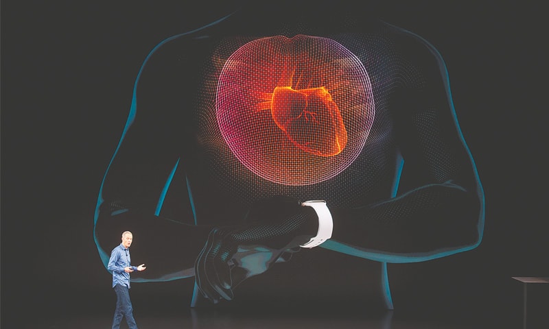 Apple COO Jeff Williams discusses Apple Watch Series 4 during an event on September 12, 2018, in Cupertino, California. The watch lets users take electrocardiogram readings. New iPhones offer Apple a chance for fresh momentum in a sputtering smartphone market as the California tech giant moves into new products and services to diversify. Apple was expected to introduce three new iPhone models at its media event at its Cupertino campus, notably seeking to strengthen its position in the premium smartphone market a year after launching its $1,000 iPhone X.&mdash;AFP