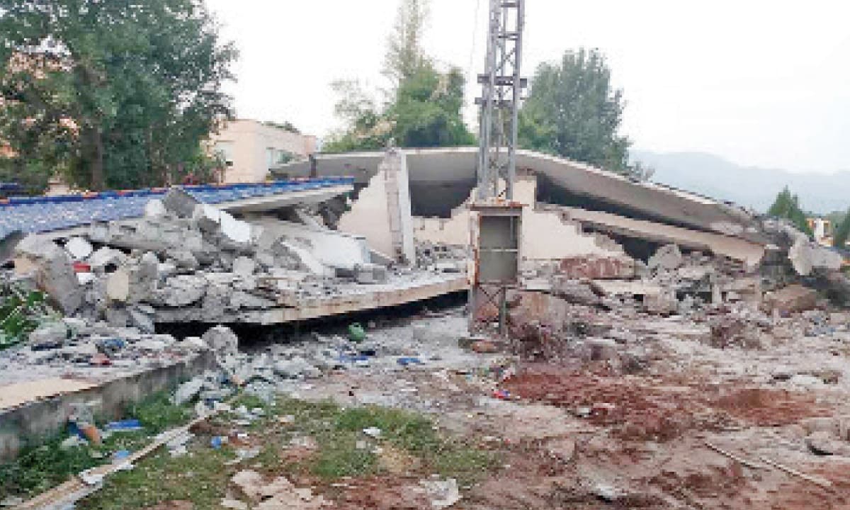 A number of structures were razed by the CDA during its anti-encroachment campaign in Banigala. A number of structures were razed by the CDA during its anti-encroachment campaign in Banigala.