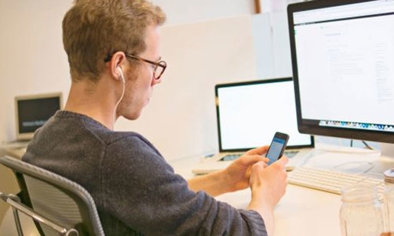 —فوٹو : سی این بی سی