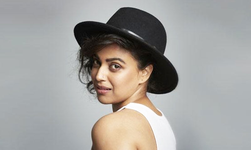 فلم میں کاسٹ کرنے کے سبب کو آج تک سمجھ نہیں پائی، اداکارہ—فائل فوٹو: فیس بک فلم میں کاسٹ کرنے کے سبب کو آج تک سمجھ نہیں پائی، اداکارہ—فائل فوٹو: فیس بک