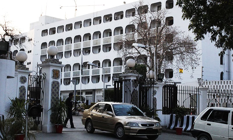 New Delhi&rsquo;s deputy high commissioner summoned to condemn recent ceasefire violation. &mdash; Suhail Yusuf/File
