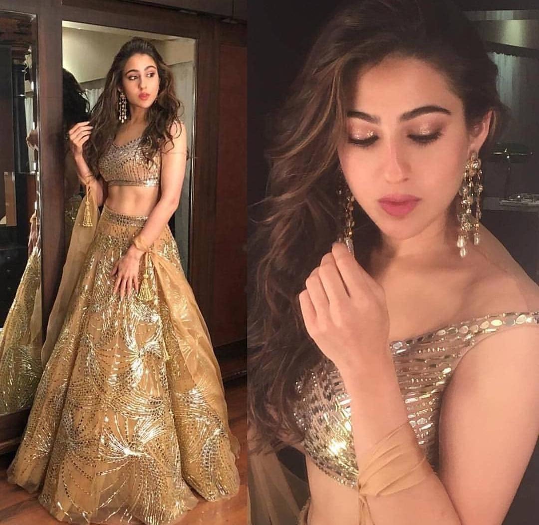 سارہ علی خان سے سب سے ہٹ کر سنہری جوڑے کا انتخاب کیا &mdash;فوٹو/ انسٹاگرام