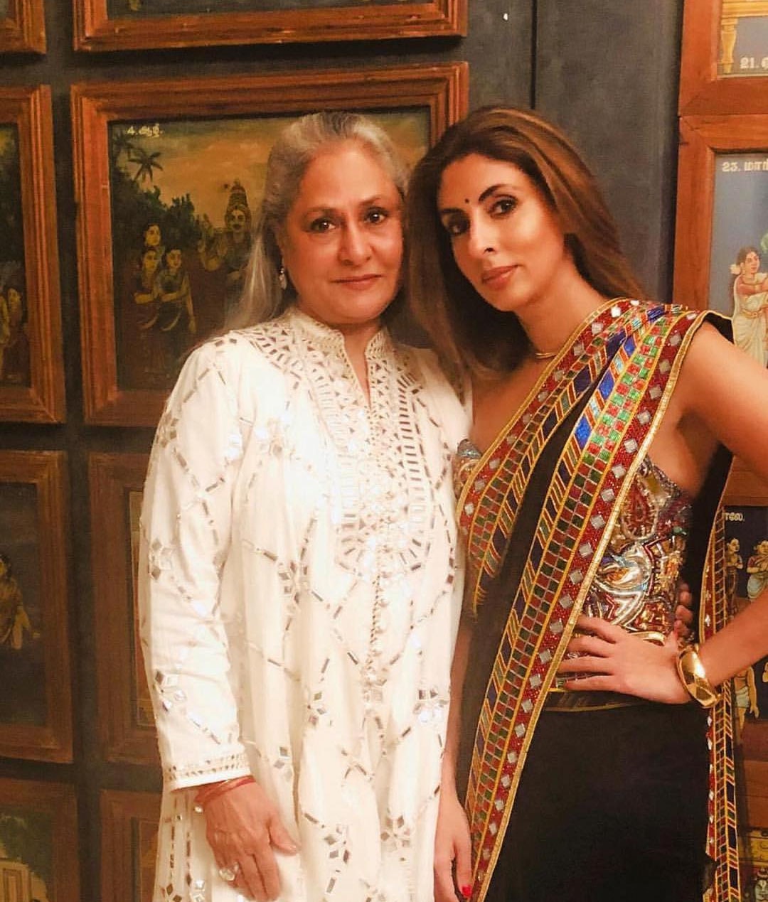 جیا بچن اپنی بیٹی شویتا بچن کے ہمراہ تقریب کا حصہ بنیں &mdash;فوٹو/ انسٹاگرام