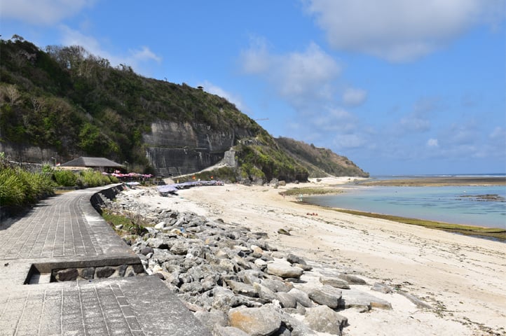 Secluded and serene beaches abound in the archipelago | Photos by the writer