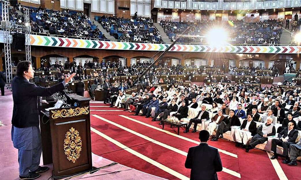 PM Imran Khan addresses the ceremony of "First 100 Days of the Government" at Convention Centre. —APP