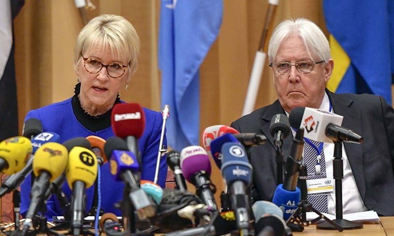 Sweden's Foreign Minister Margot Wallstrom, left, and UN envoy to Yemen Martin Griffiths attend the opening press conference of the Yemen peace talks, at Johannesberg castlein Rimbo, Sweden on Thursday. &mdash; AP