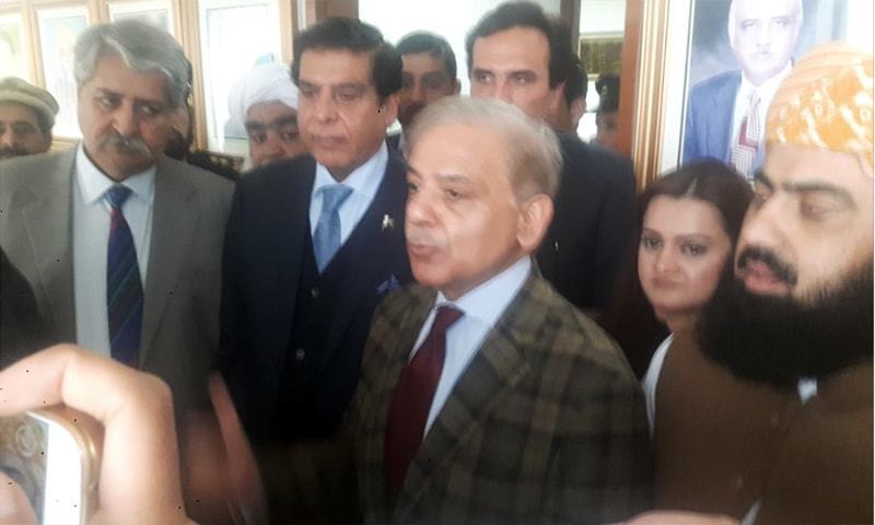 اپوزیشن کا شہباز شریف کو پی اے سی کمیٹی کے چیئرمین بنانے کا مطالبہ برقرار &mdash; فوٹو : جاوید حسین