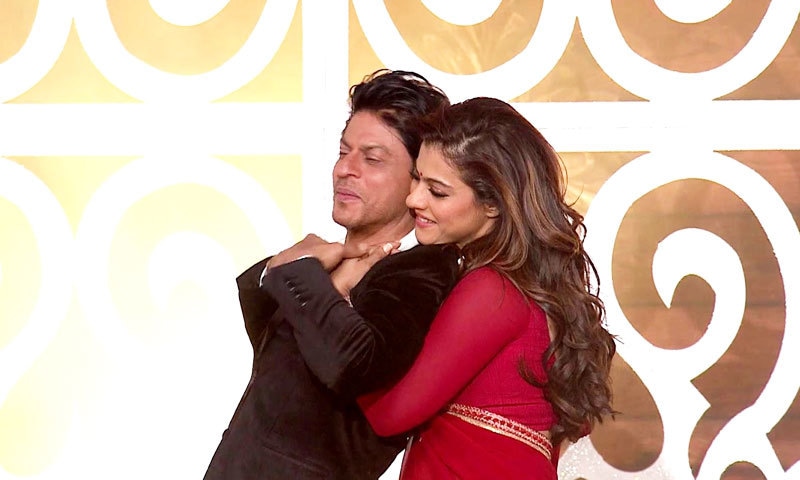 شاہ رخ اور کاجول متعدد فلمیں ایک ساتھ کر چکے ہیں—فوٹو: بولی وڈ ٹولی وڈ