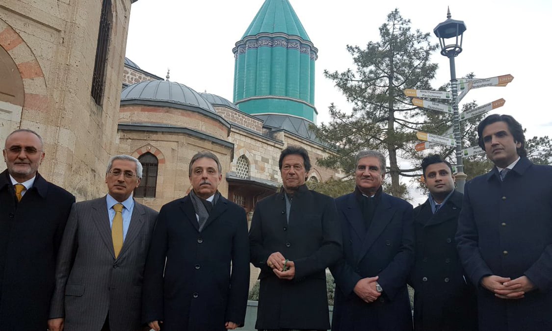 PM Imran Khan and his delegation visited the mausoleum of Maulana Jalaluddin Rumi. —PID