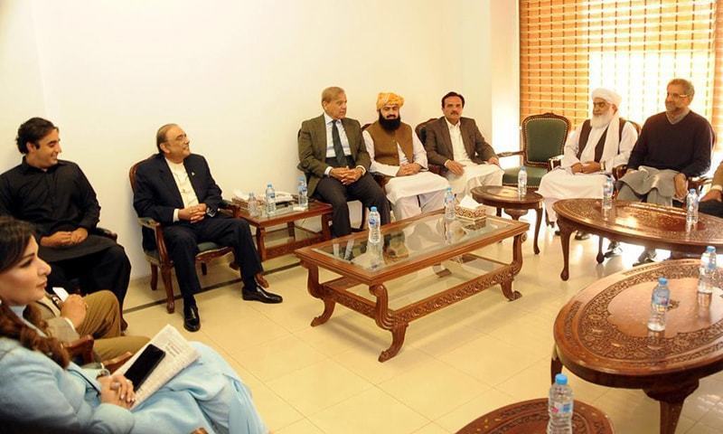 اپوزیشن کی 8 رکنی کمیٹی سیاسی حکمت عملی تیار کرے گی&mdash;فوٹو: مسلم لیگ (ن)