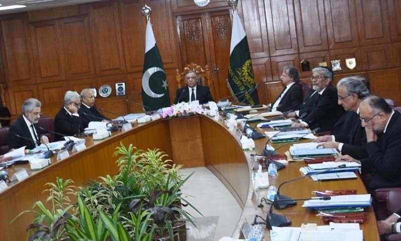 Chief Justice of Pakistan Asif Saeed Khosa presides a full court meeting in Islamabad. &mdash; Photo by author