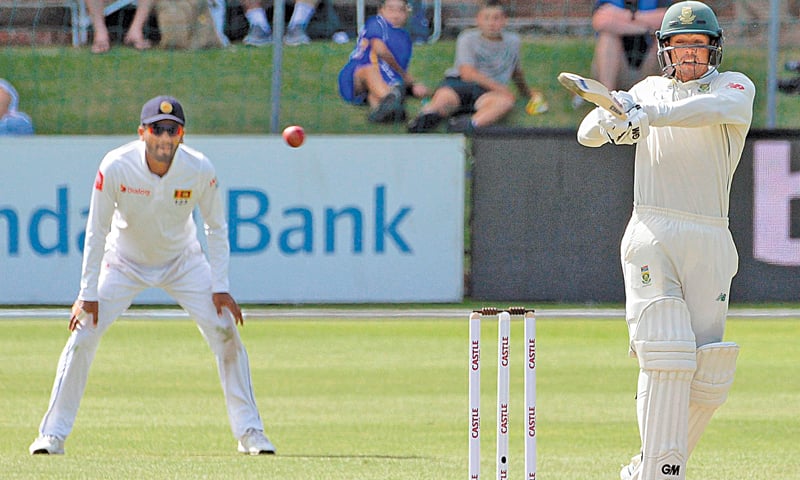 PORT ELIZABETH: South African batsman Quinton de Kock plays a shot during the second Test against Sri Lanka at the St George’s Park on Thursday.—AFP