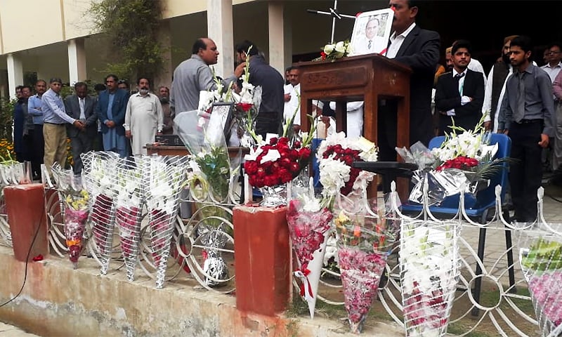 A memorial event is held at Bahawalpur's Government Sadiq Egerton College for slain Professor Khalid Hameed. ─ Photo by author