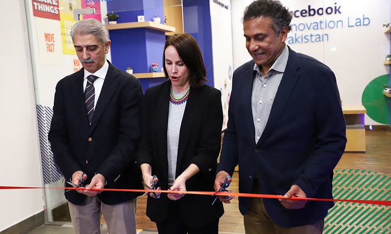 لیب کا قیام لاہور میں کیا گیا ہے&mdash;فوٹو: فیس بک انوویشن ٹیم