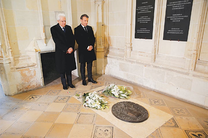 French President Emmanuel Macron and his Italian counterpart Sergio Mattarella pay respects at the tomb of Leonardo da Vinci.—Reuters