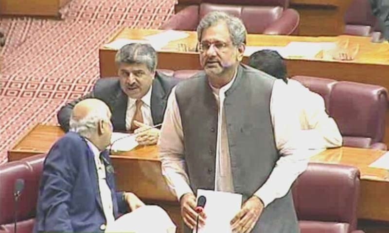 PML-N's Shahid Khaqan Abbasi speaks during Monday's National Assembly session. — DawnNewsTV