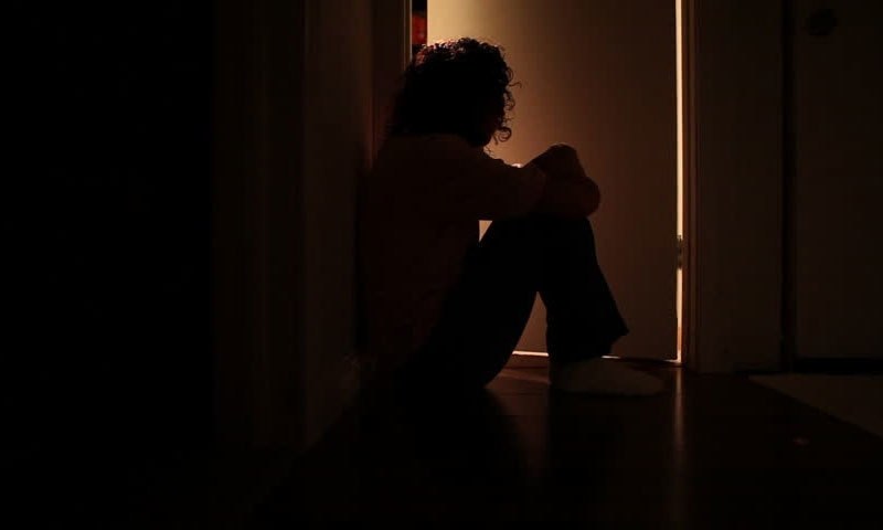 چند افراد نے لڑکی کی تصاویر میں تبدیلی کرکے ہراساں کرنے کی کوشش کی تھی &mdash; فائل فوٹو/شٹر اسٹاک