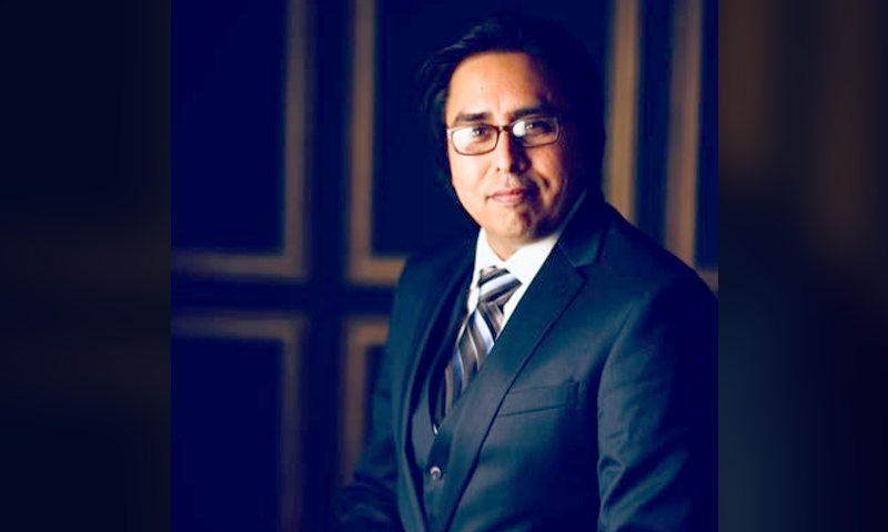 نواز شریف سے ایک یا 10 نہیں بلکہ 225 افراد نے جیل میں ملاقات کی، شہباز گل — فوٹو: شہباز گل ٹوئٹر اکاؤنٹ نواز شریف سے ایک یا 10 نہیں بلکہ 225 افراد نے جیل میں ملاقات کی، شہباز گل — فوٹو: شہباز گل ٹوئٹر اکاؤنٹ