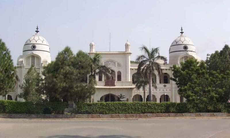 20 faculty members have filed a writ petition requesting the court to declare the college an autonomous institution. &mdash; APP/File