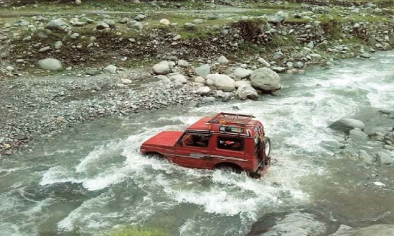 Seven passengers jumped out of the jeep before it fell into the river and the rest drowned. — Dawn/File