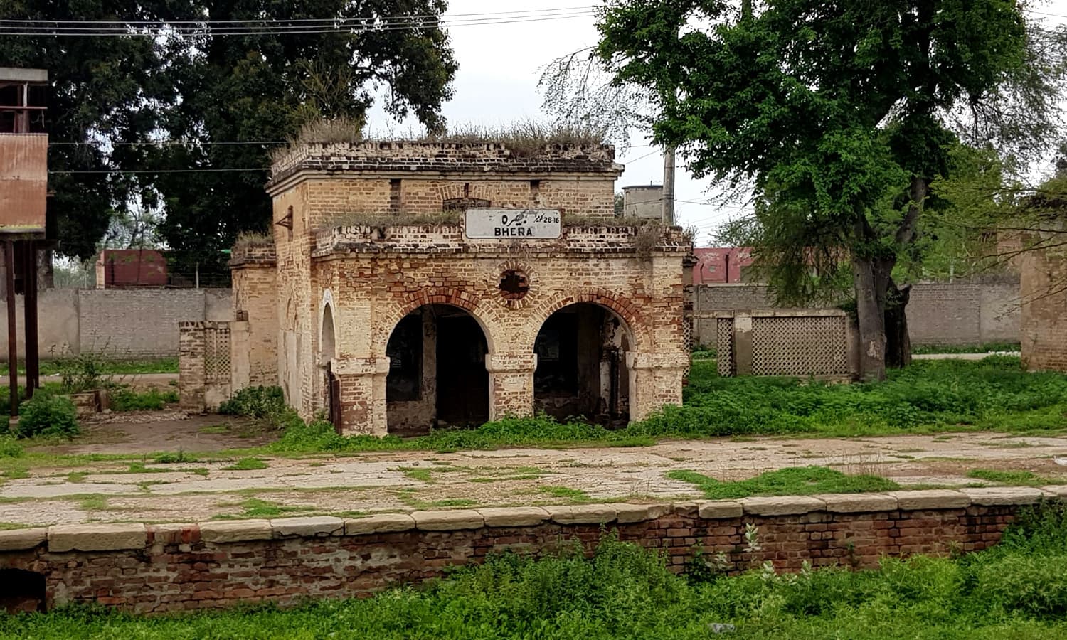 Bhera station, where trains don't stop anymore.