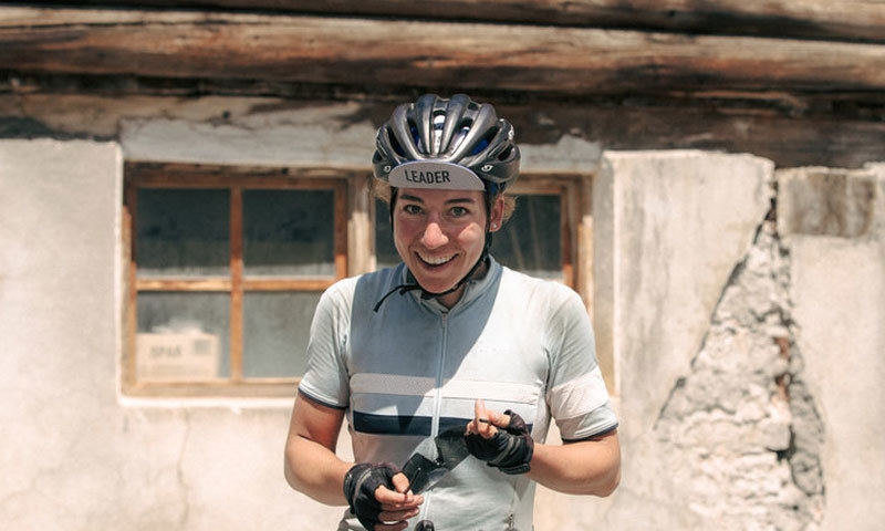 کینسر ریسرچر خاتون نے تاریخ رقم کردی&mdash;فوٹو: ٹرانس کانٹی نینٹل ریس