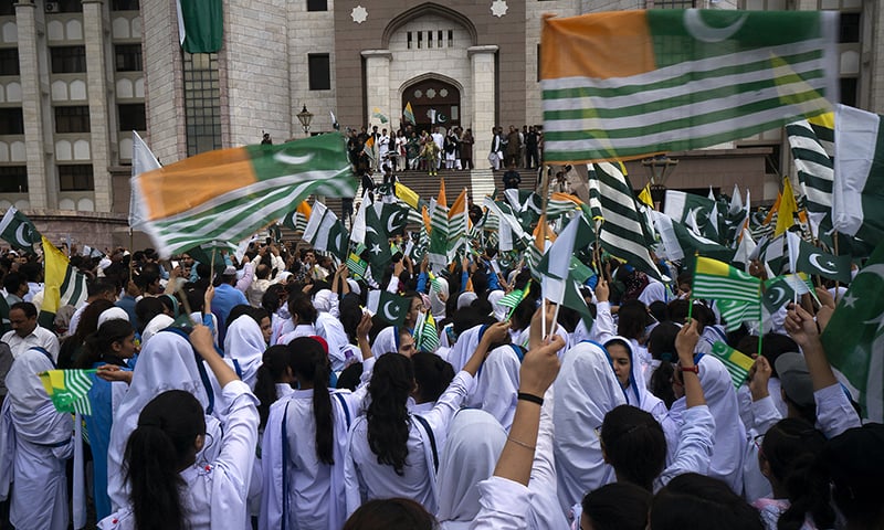 In pictures: Tens of thousands of Pakistanis come out on streets to show solidarity with occupied Kashmir
