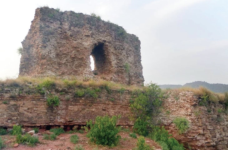 A once strong battlement. &mdash; Photos by the writer