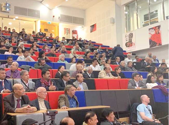 LONDON: The audience at the Faiz Amn Mela on Sunday.