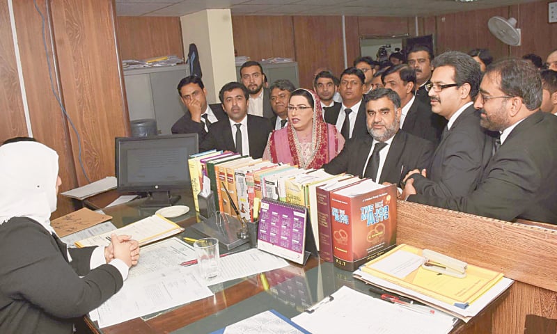 ISLAMABAD: Special Assistant to the Prime Minister on Information Dr Firdous Ashiq Awan visits a district court on the directives of the Islamabad High Court on Friday.&mdash;Online